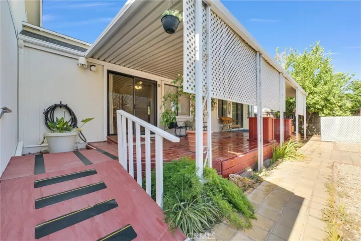 140 W Pioneer, Redlands, California 92374
