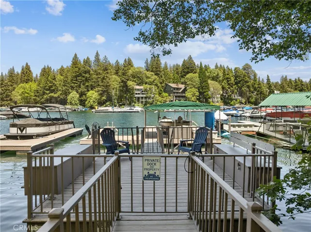 304 Lake Knoll Drive, Lake Arrowhead, California 92352