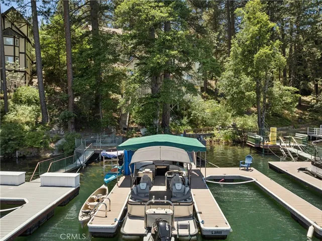 304 Lake Knoll Drive, Lake Arrowhead, California 92352