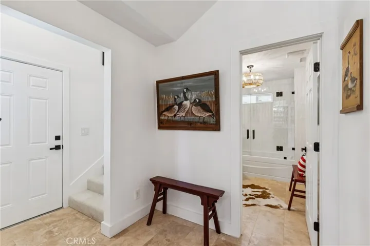304 Lake Knoll Drive, Lake Arrowhead, California 92352