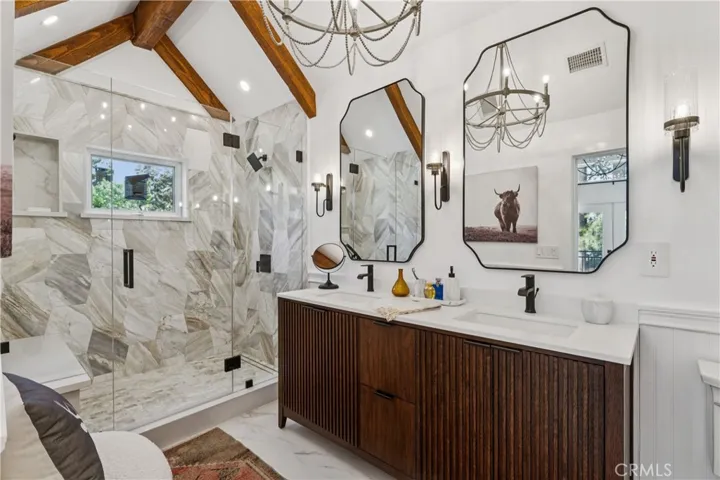 304 Lake Knoll Drive, Lake Arrowhead, California 92352