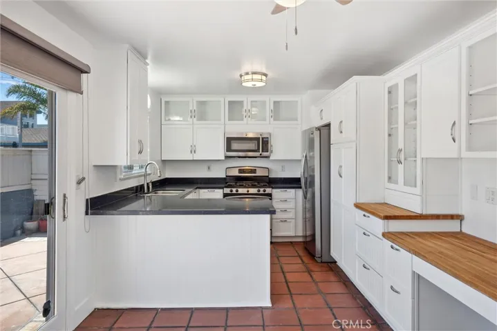 336 Canal Street, Newport Beach, California 92663