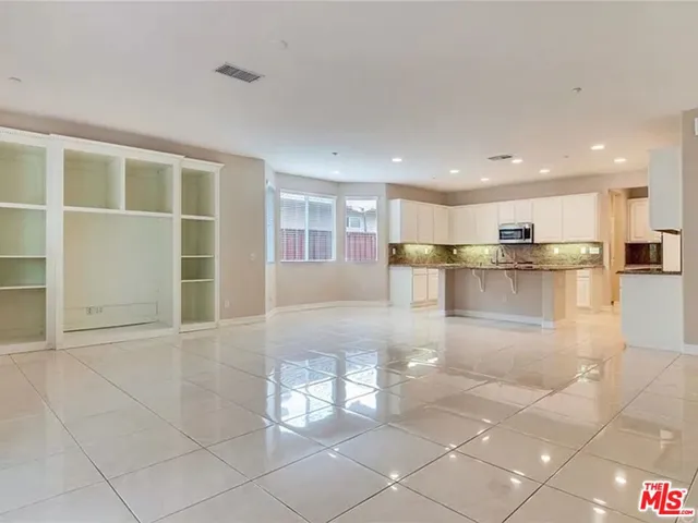 Family & Kitchen