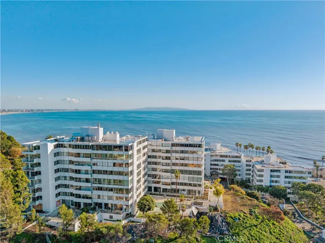 17350 W Sunset 202, Pacific Palisades, California 90272