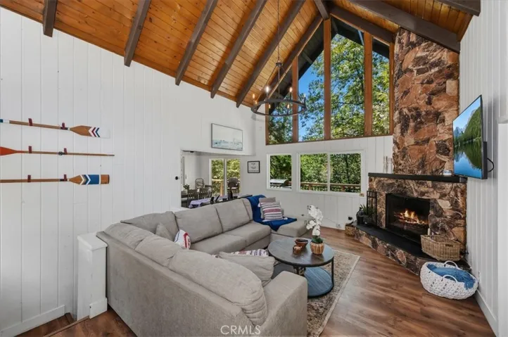 27809 North Bay, Lake Arrowhead, California 92352