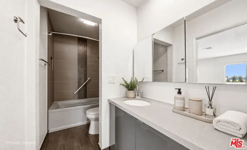 4311 Colfax Avenue 223, Studio City, California 91604