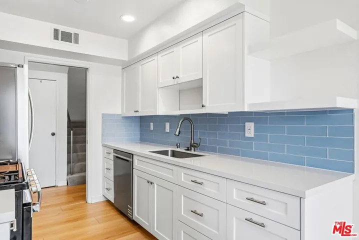 4311 Colfax Avenue 223, Studio City, California 91604
