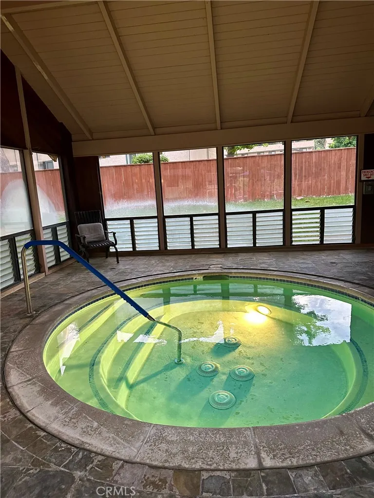 Jacuzzi Jacuzzi