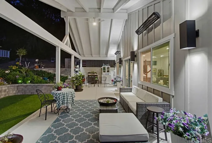 1664 Alta Vista Drive 1 And 2, Vista, California 92084