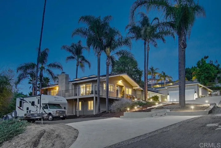 1664 Alta Vista Drive 1 And 2, Vista, California 92084