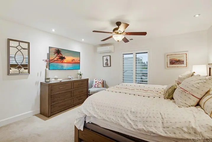 1664 Alta Vista Drive 1 And 2, Vista, California 92084