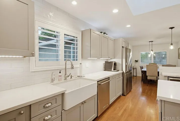 1664 Alta Vista Drive 1 And 2, Vista, California 92084