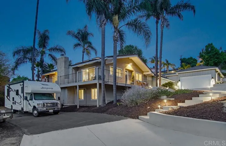 1664 Alta Vista Drive 1 And 2, Vista, California 92084