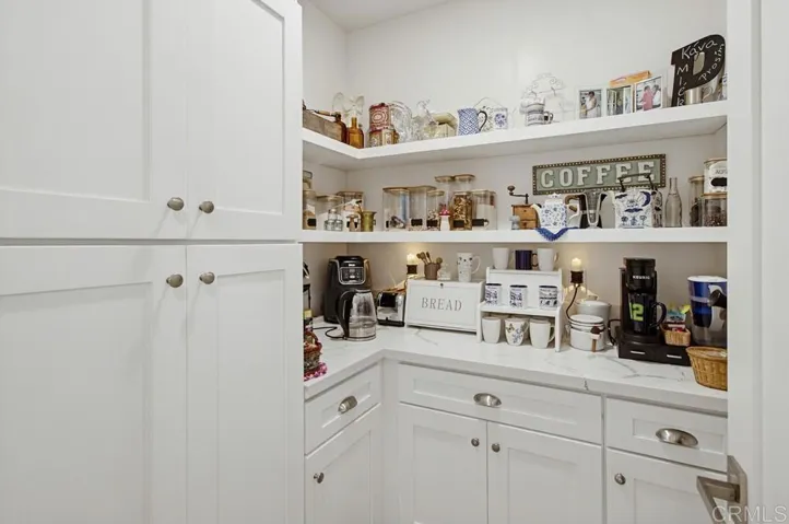 1664 Alta Vista Drive 1 And 2, Vista, California 92084