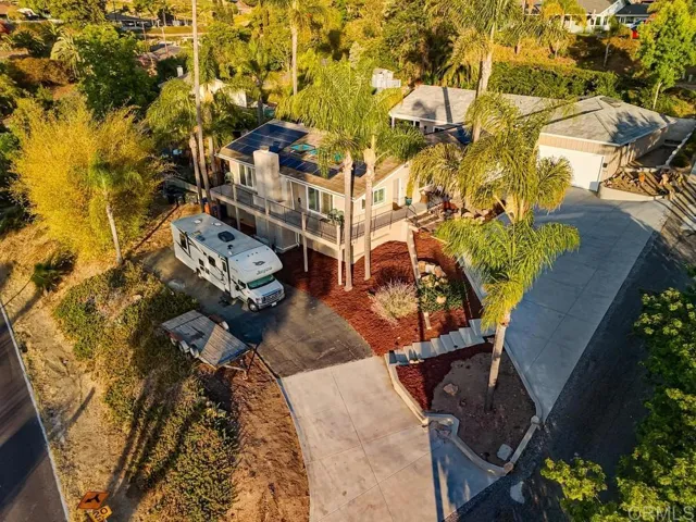 1664 Alta Vista Drive 1 And 2, Vista, California 92084