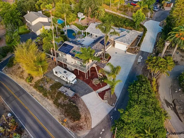 1664 Alta Vista Drive 1 And 2, Vista, California 92084