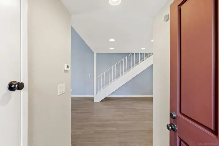 8373 Summerdale Rd #b, San Diego, California 92126