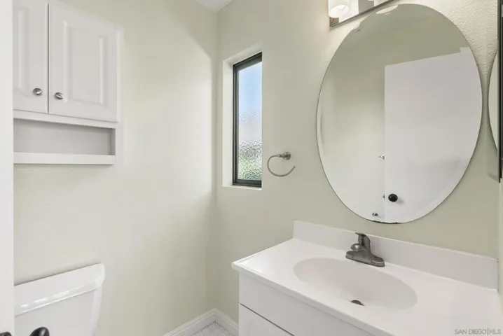 8373 Summerdale Rd #b, San Diego, California 92126