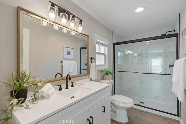 201 Road Runner Lane, Fountain Valley, California 92708