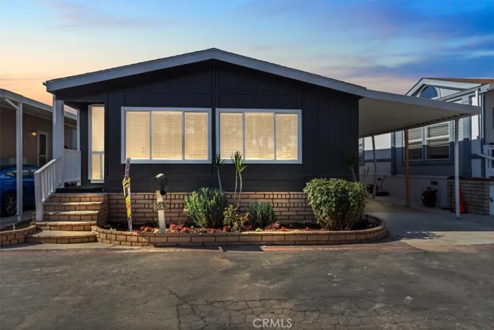 201 Road Runner Lane, Fountain Valley, California 92708