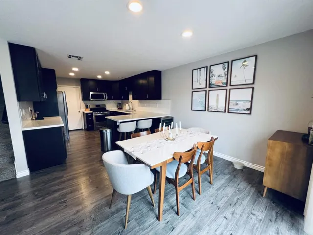 532 Dakota Way, Oceanside, California 92056