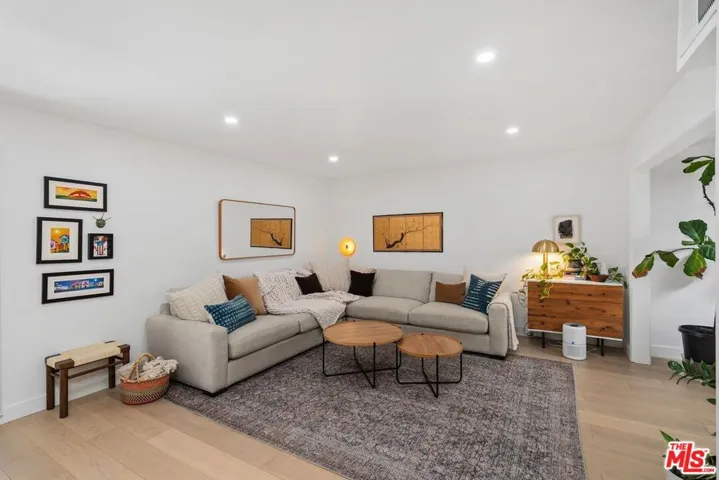 11260 Overland Avenue 12d, Culver City, California 90230