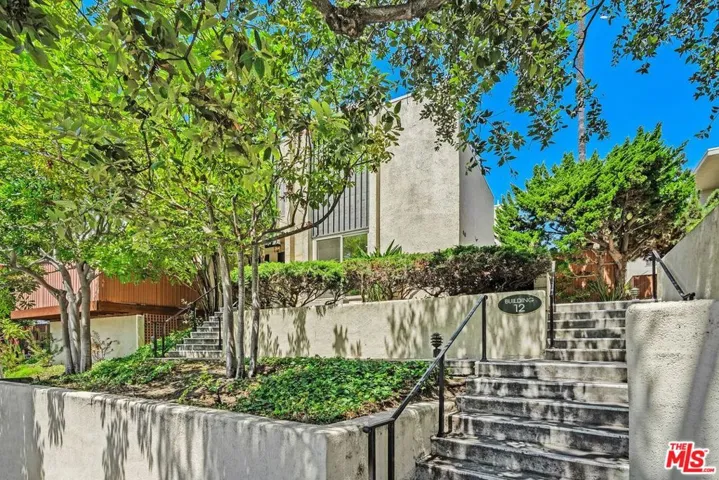 11260 Overland Avenue 12d, Culver City, California 90230