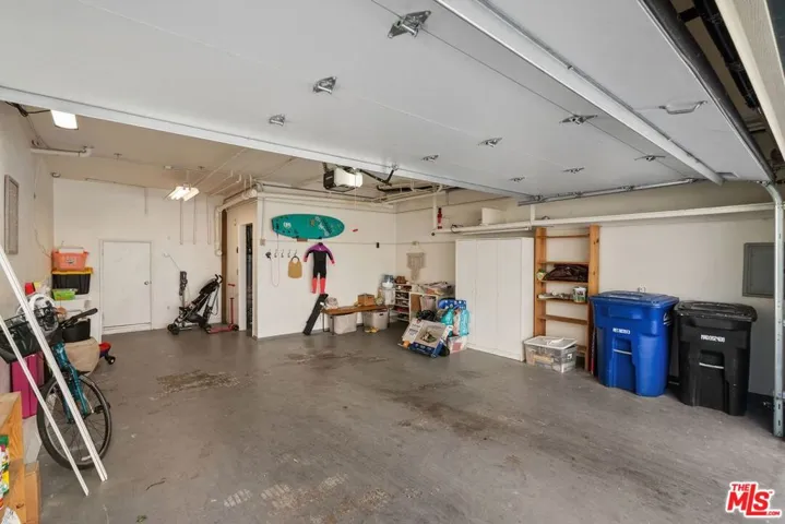 11260 Overland Avenue 12d, Culver City, California 90230