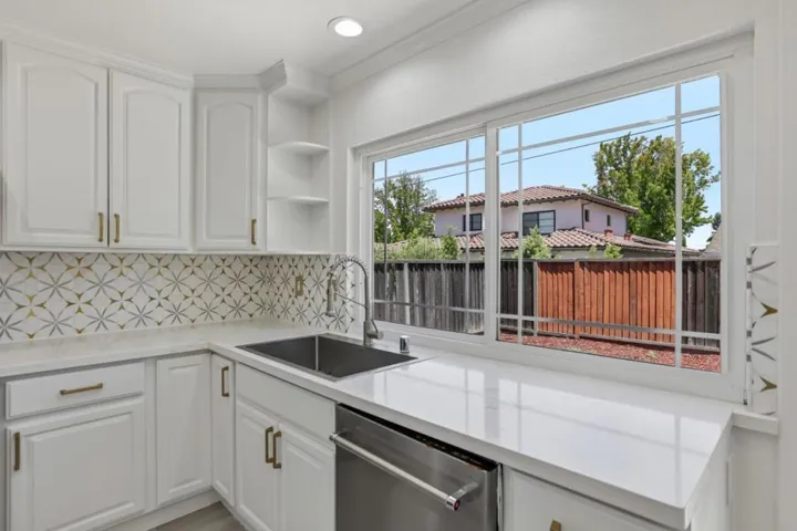 1564 S Wolfe Road, Sunnyvale, California 94087