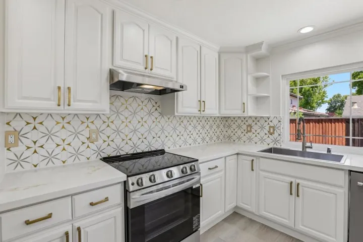 1564 S Wolfe Road, Sunnyvale, California 94087