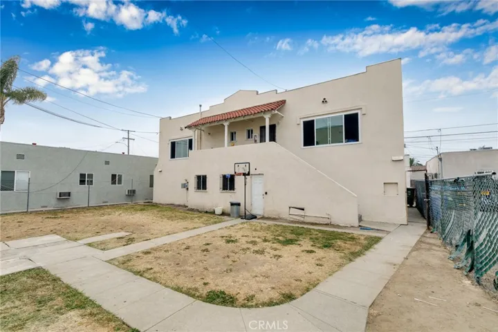 Front of back bldg 1