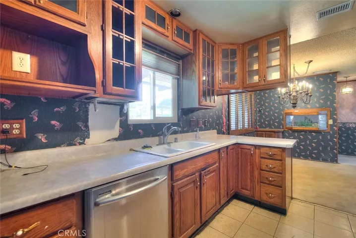 7430 Liberty, Corona, California 92881