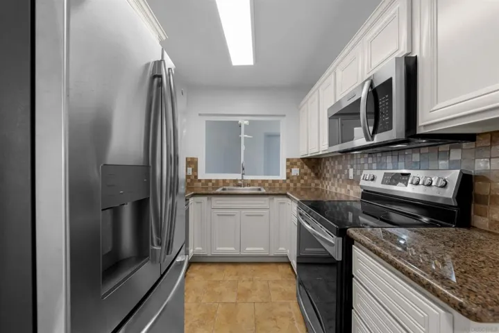 1030 Robinson Ave 202, San Diego, California 92103
