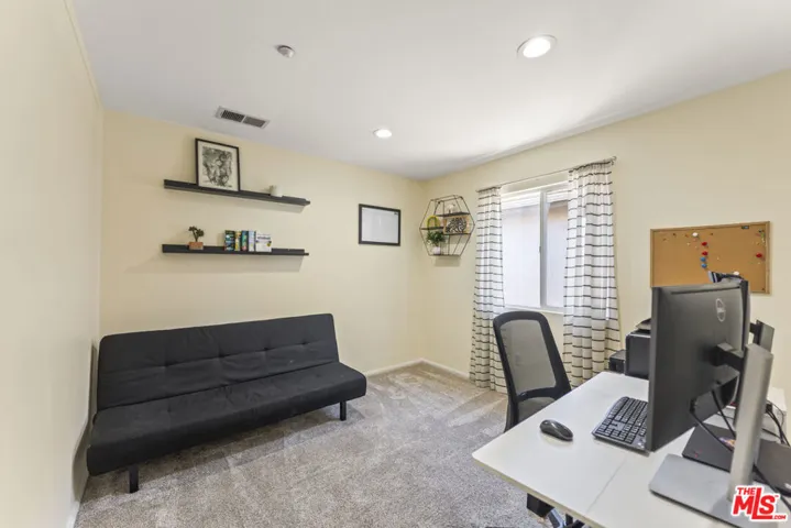 8554 Burnet Avenue 125, North Hills, California 91343
