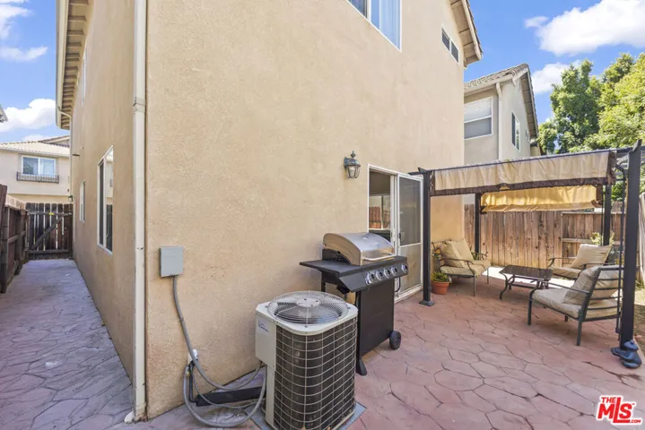 8554 Burnet Avenue 125, North Hills, California 91343