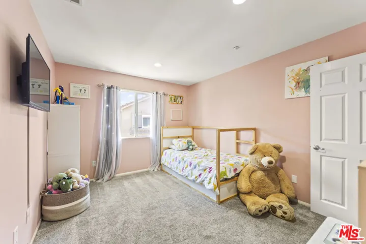 8554 Burnet Avenue 125, North Hills, California 91343