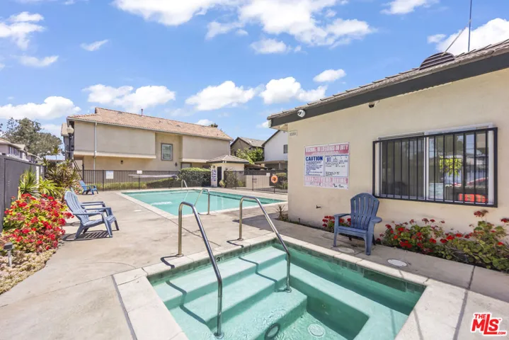 8554 Burnet Avenue 125, North Hills, California 91343