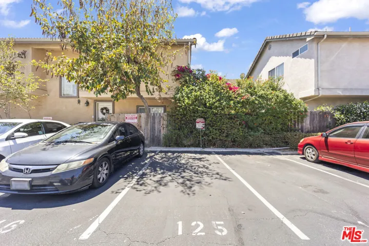 8554 Burnet Avenue 125, North Hills, California 91343