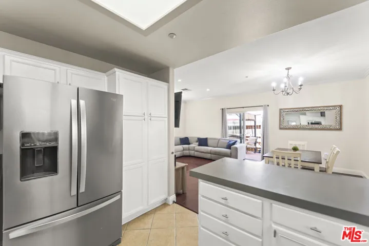 8554 Burnet Avenue 125, North Hills, California 91343