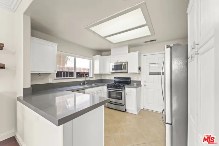 8554 Burnet Avenue 125, North Hills, California 91343