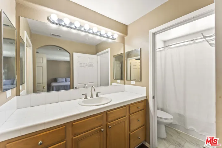 8554 Burnet Avenue 125, North Hills, California 91343