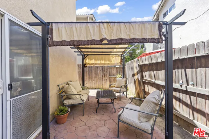 8554 Burnet Avenue 125, North Hills, California 91343