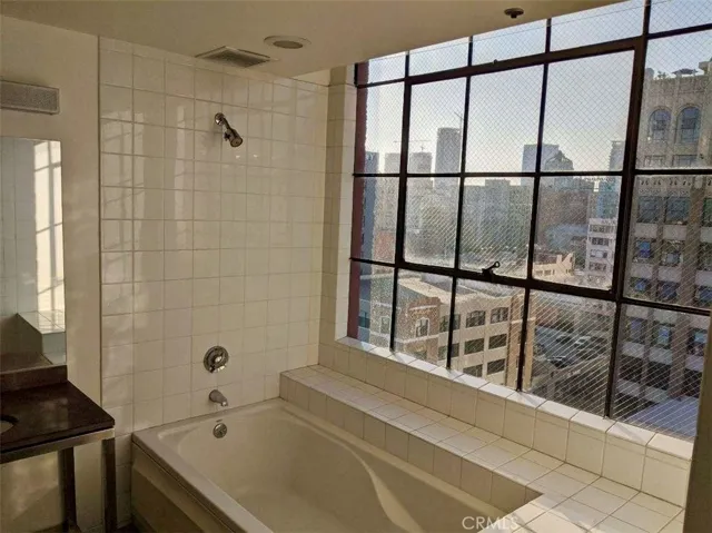 315 E 8th Street 1001, Los Angeles, California 90014