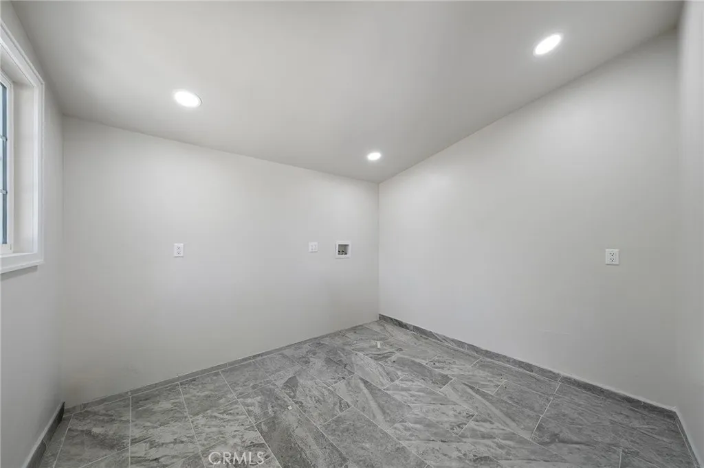 Laundy room