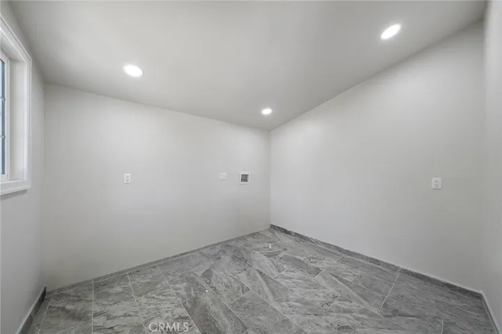 Laundy room