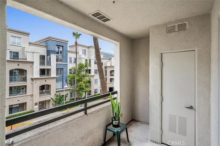 2314 Scholarship, Irvine, California 92612