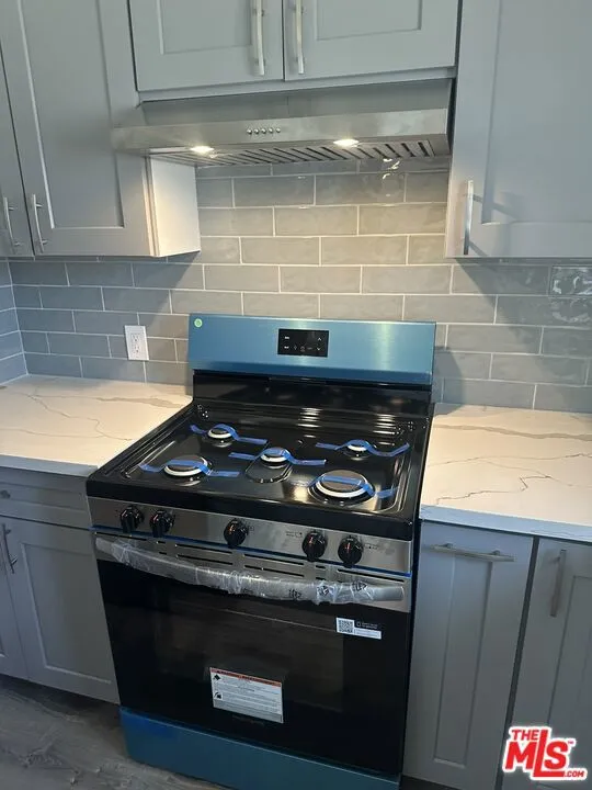 711 Larch Street 10, Inglewood, California 90301 — photo 4