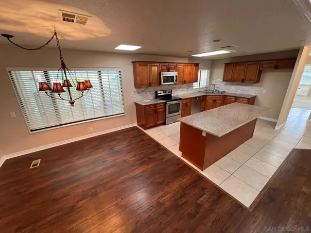 8975 Lawrence Welk Spc 311, Escondido, California 92026