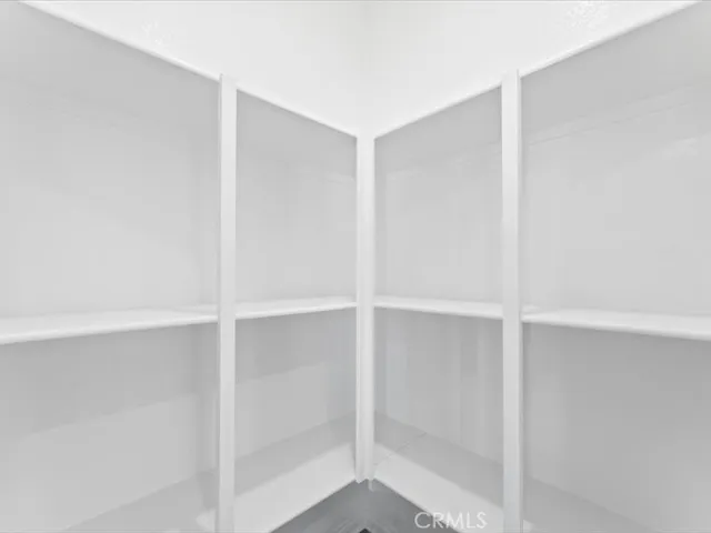 KITCHEN PANTRY