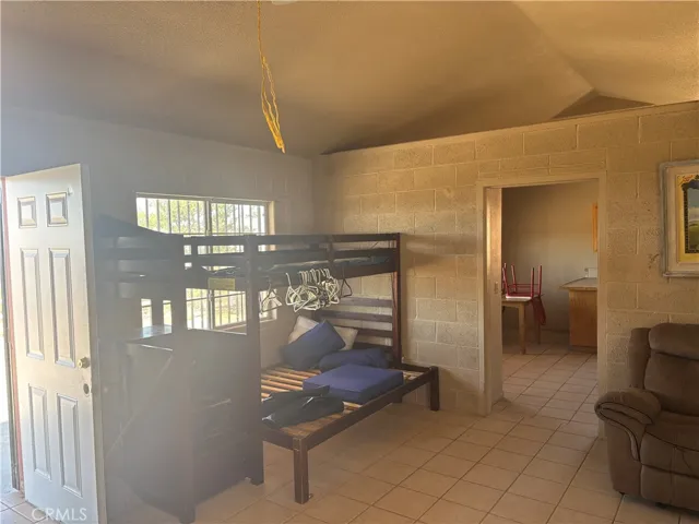 31927 Garnet Road, Lucerne Valley, California 92356